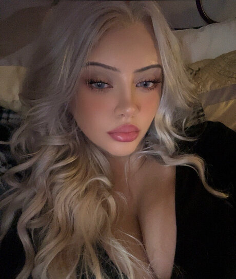 Your fav model porn archive