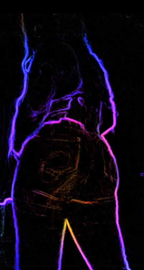 Pandora Box model beautiful pics