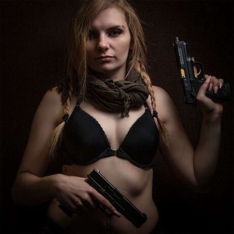 Alexiiisss pretty model images