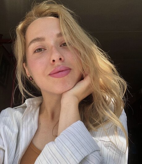 NEKRAS pretty model photos