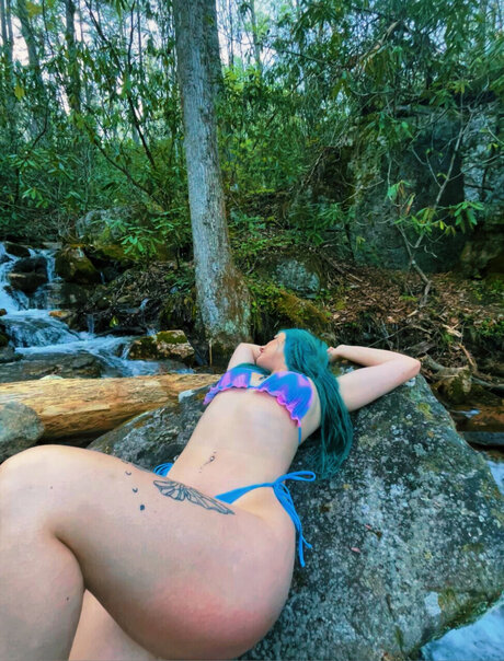 cupid bow_ pretty model gallery