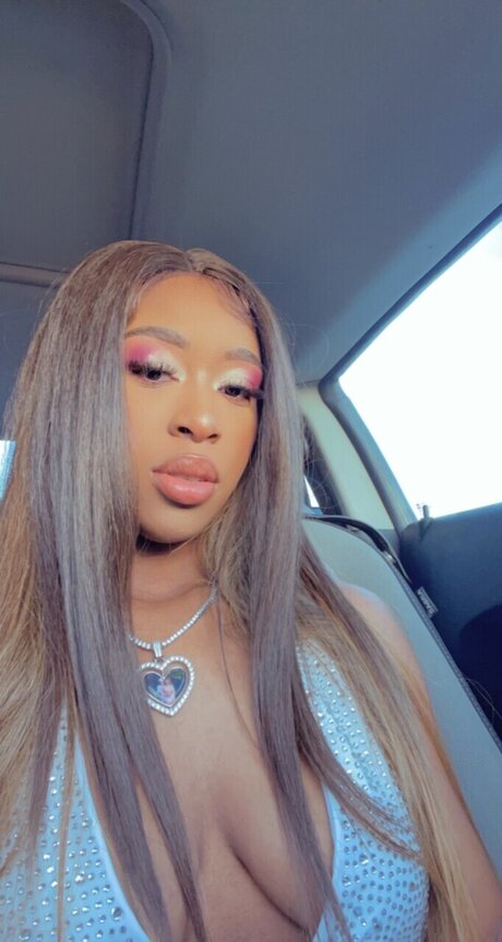 Vida Wida naked star pic