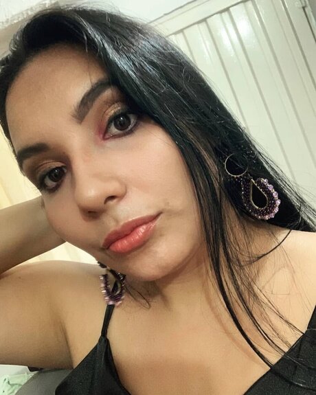 Nattalia Grecco hot model gallery