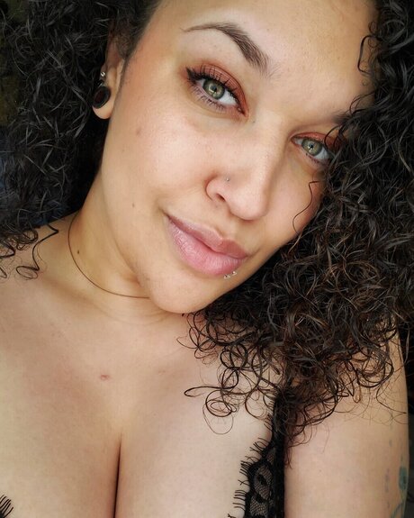 PinnStripe pornstar hot pictures