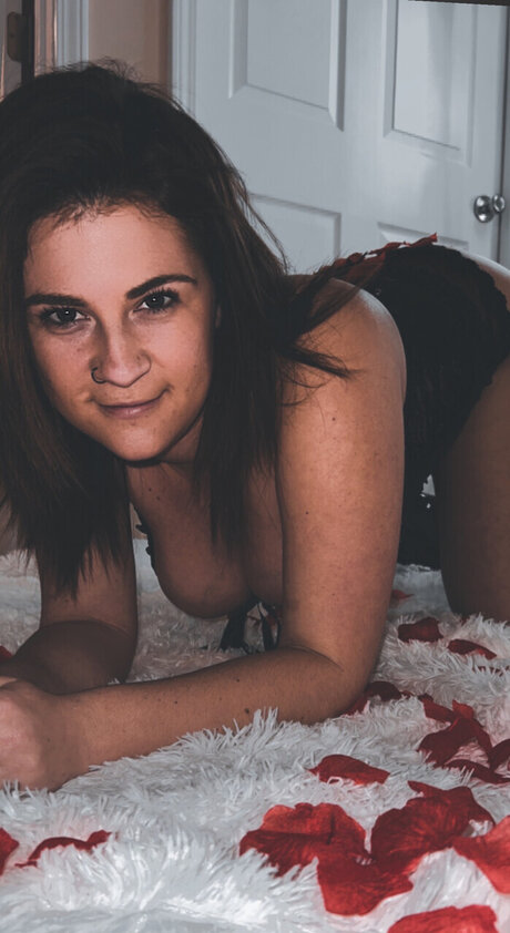 Kristen Layne pornographic model pics