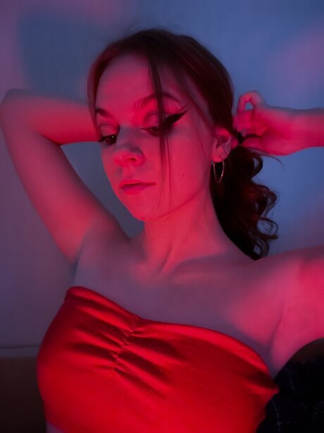 _Allyssa_ adult model pictures