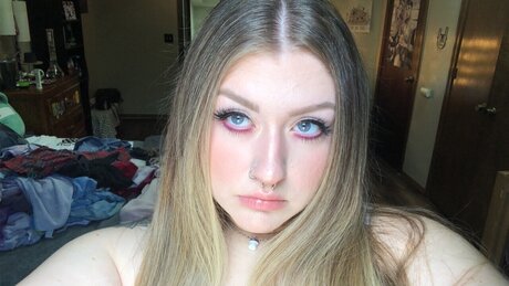 Scarlet Bxtch_ pornstar free img