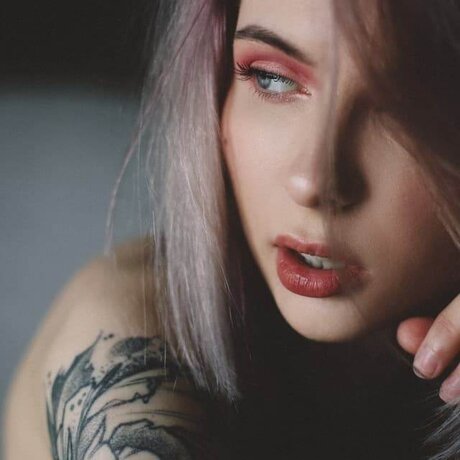 _Yoursatanbaby Official_ perfect actress picture