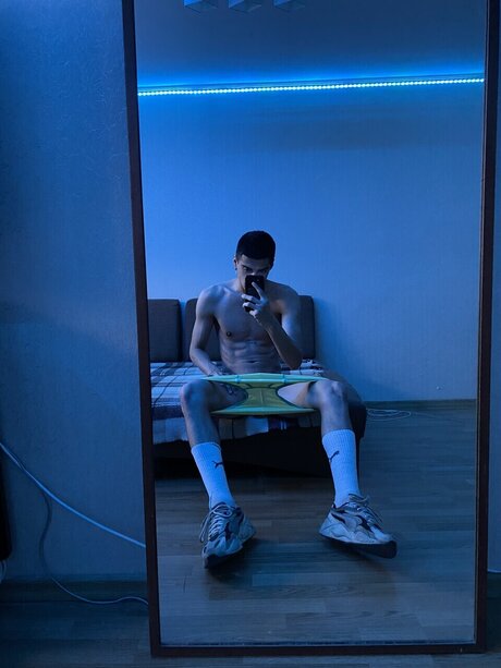 ICERUSSIANKID star sex galleries