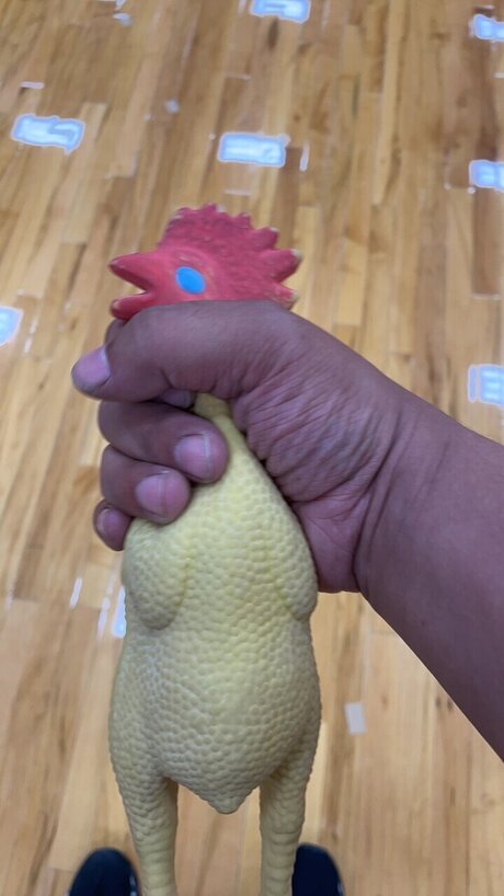 Froggy porn model image