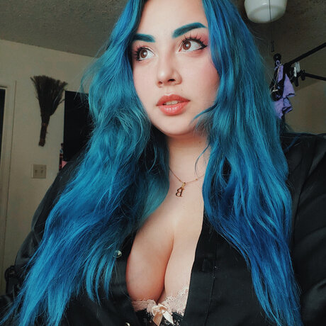 Bun_ naked model gallery