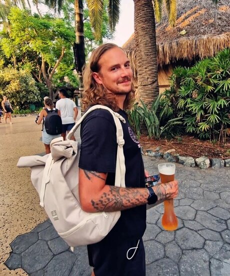 D M nudes pornstar images