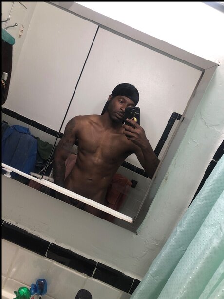 Eazyersaidthandone pornstar nude photo