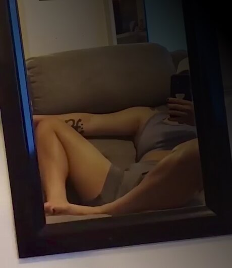 Si Mami hot model pic