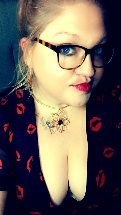 That Girl sex model images