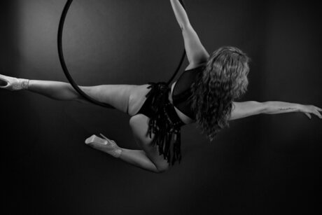 Stretch The Sky nice actress pic