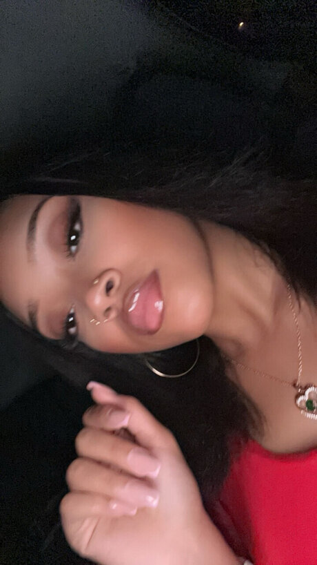 Lucky777 nude actress image