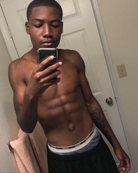 YeahDez star pictures