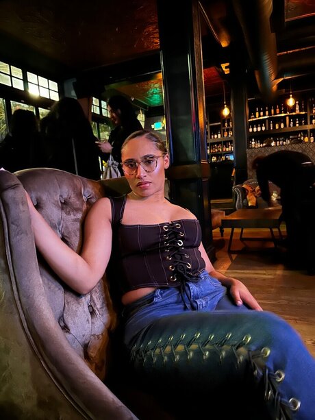 Niomi Lane model hd galleries