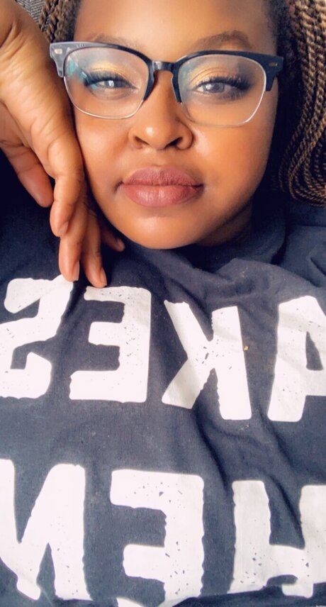 Minnie Stylez high quality actress photos