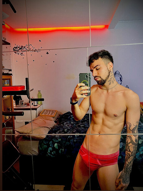 Sersensy adult model galleries