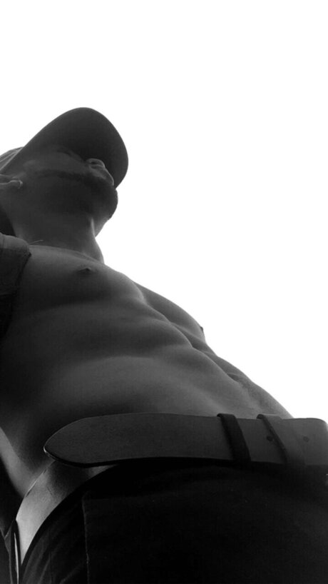 LightskinC sexy actress pic