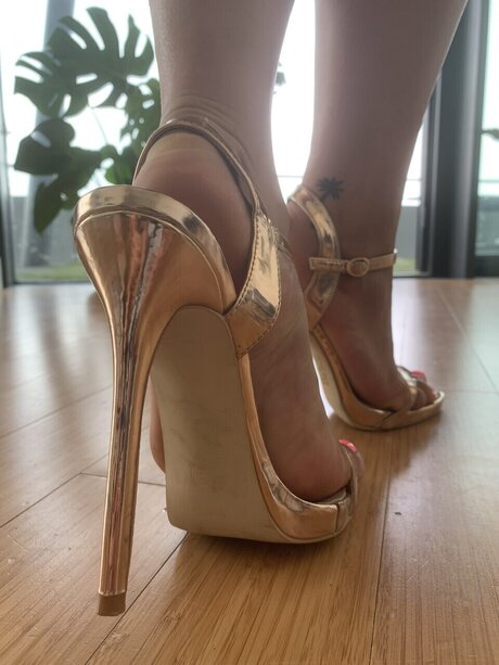 Feeturing G high quality star picture