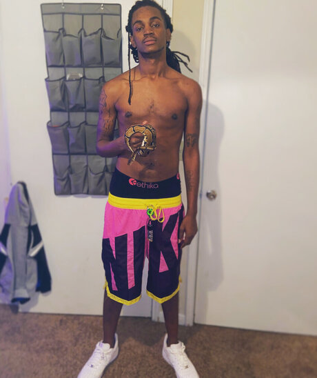 Voncho Gutta pornstar naked gallery