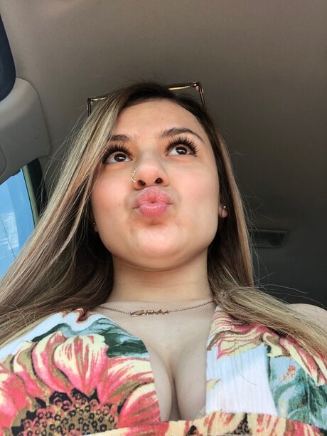 Gordis naked model images