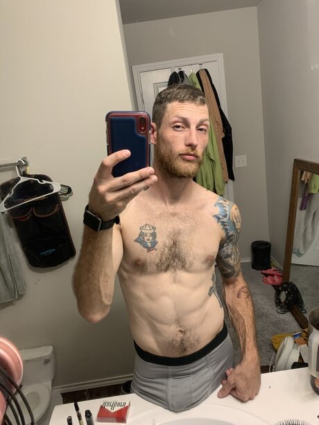 SkyClimber85 porn star photos