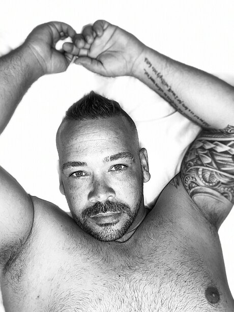 MrP model nude picture