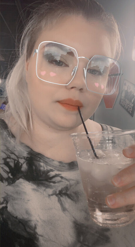 KittyKat model sex pictures