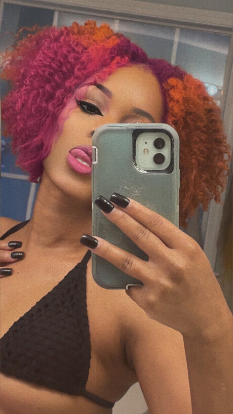 _Majesty Conquers_ adult star pictures