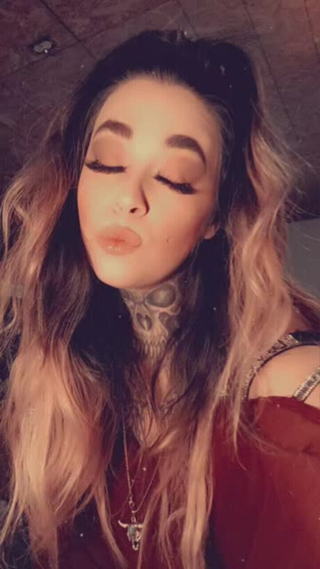 Tattedtoxicity hot pornstar photos