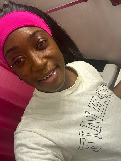 ToniiTheBodyy top pornstar picture