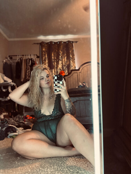 KayHunnie hd model pic