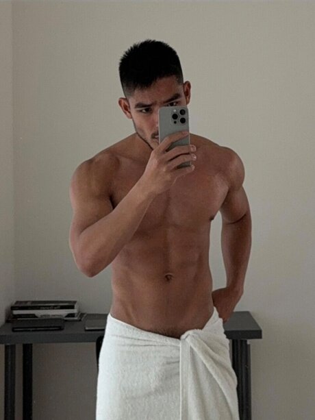 MXMDL naked star picture