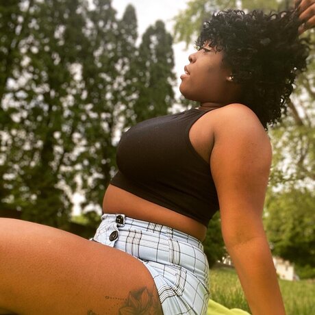 Kiara Lashay high quality pornstar gallery