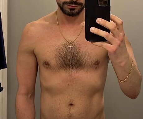 EuroHung star top pic