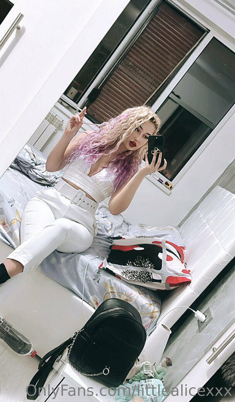littlealicexxx top star pic