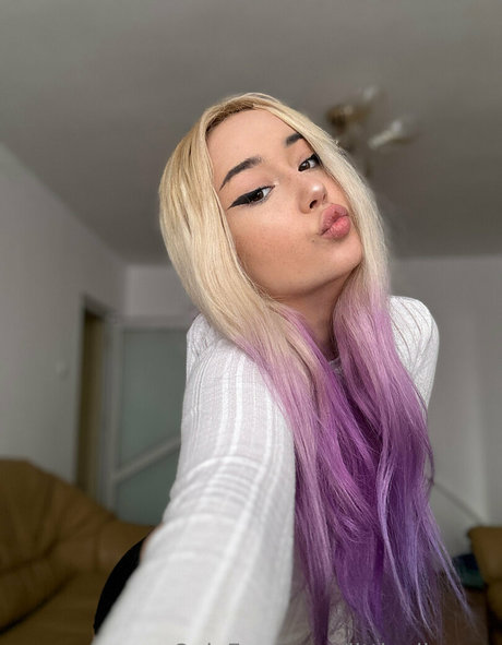 littlealicexxx model nudes img