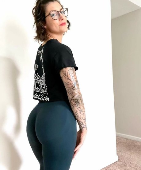 themrsnextdoor2 0 star free pics