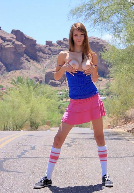 Holly Michaels star top images