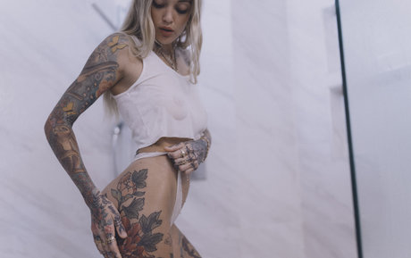 Torrie Blake adult actress photos