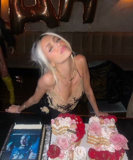 Delilah Belle Hamlin pornographic star image