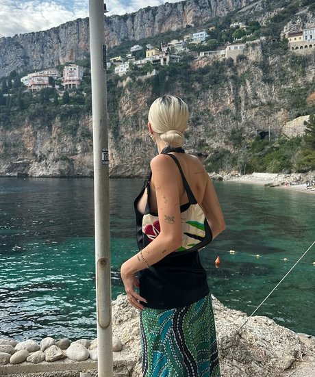 Delilah Belle Hamlin model sex pic