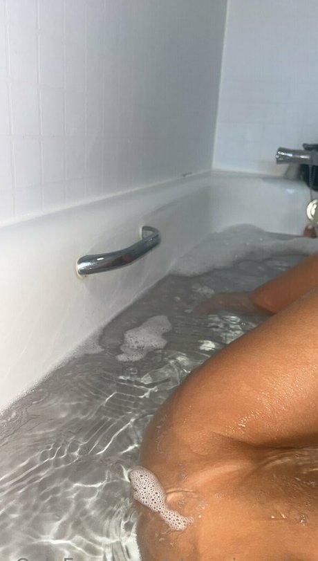 Alyssajessciax nice model pic