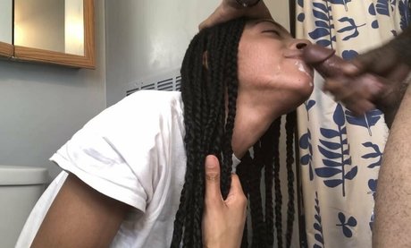 MsHollywood exclusive pornstar galleries