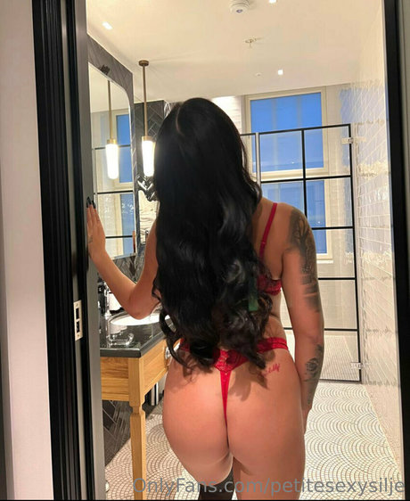 black shemale onlyfans porn images