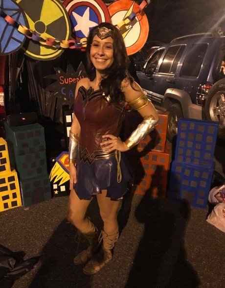 Monica Iannuzzi model erotic picture